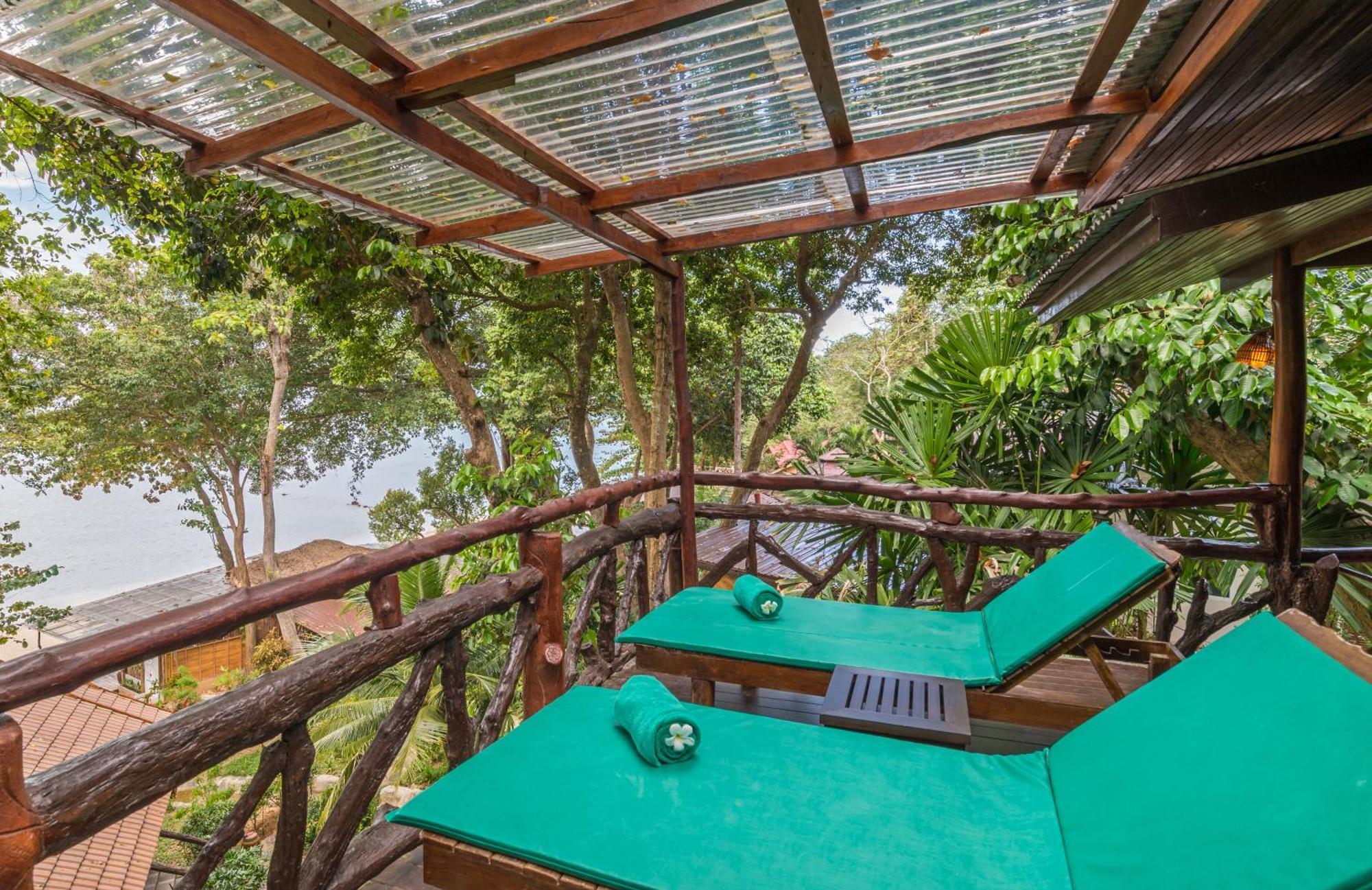 सहारा Koh Jum Ocean Beach Resort